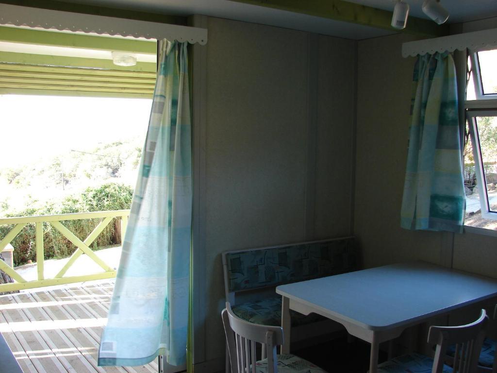 Auberge Ferayola Galéria Habitación foto